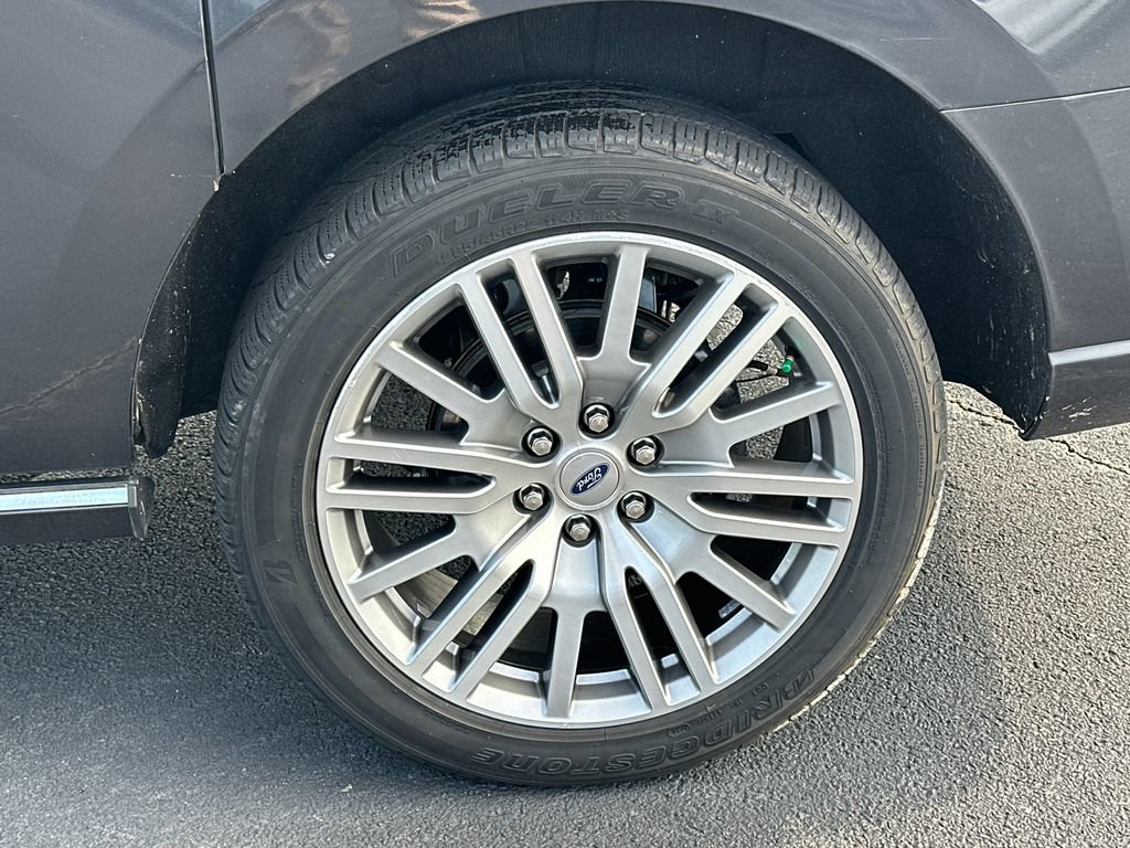 Certified 2022 Ford Expedition Max Platinum RWD image 20