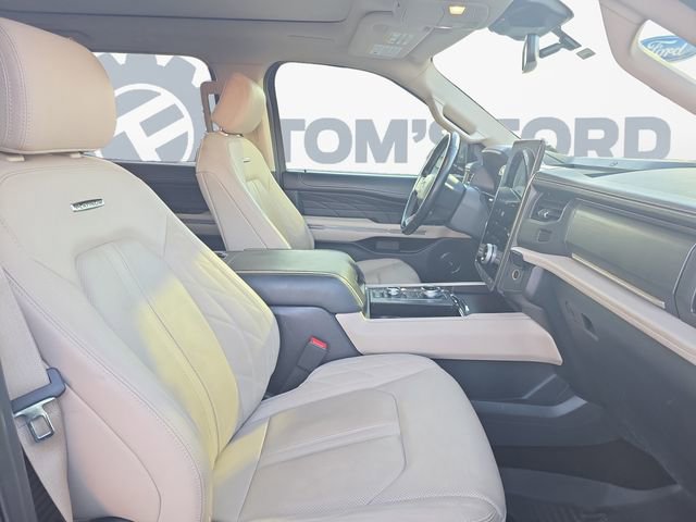 Certified 2022 Ford Expedition Max Platinum AWD/4WD image 17