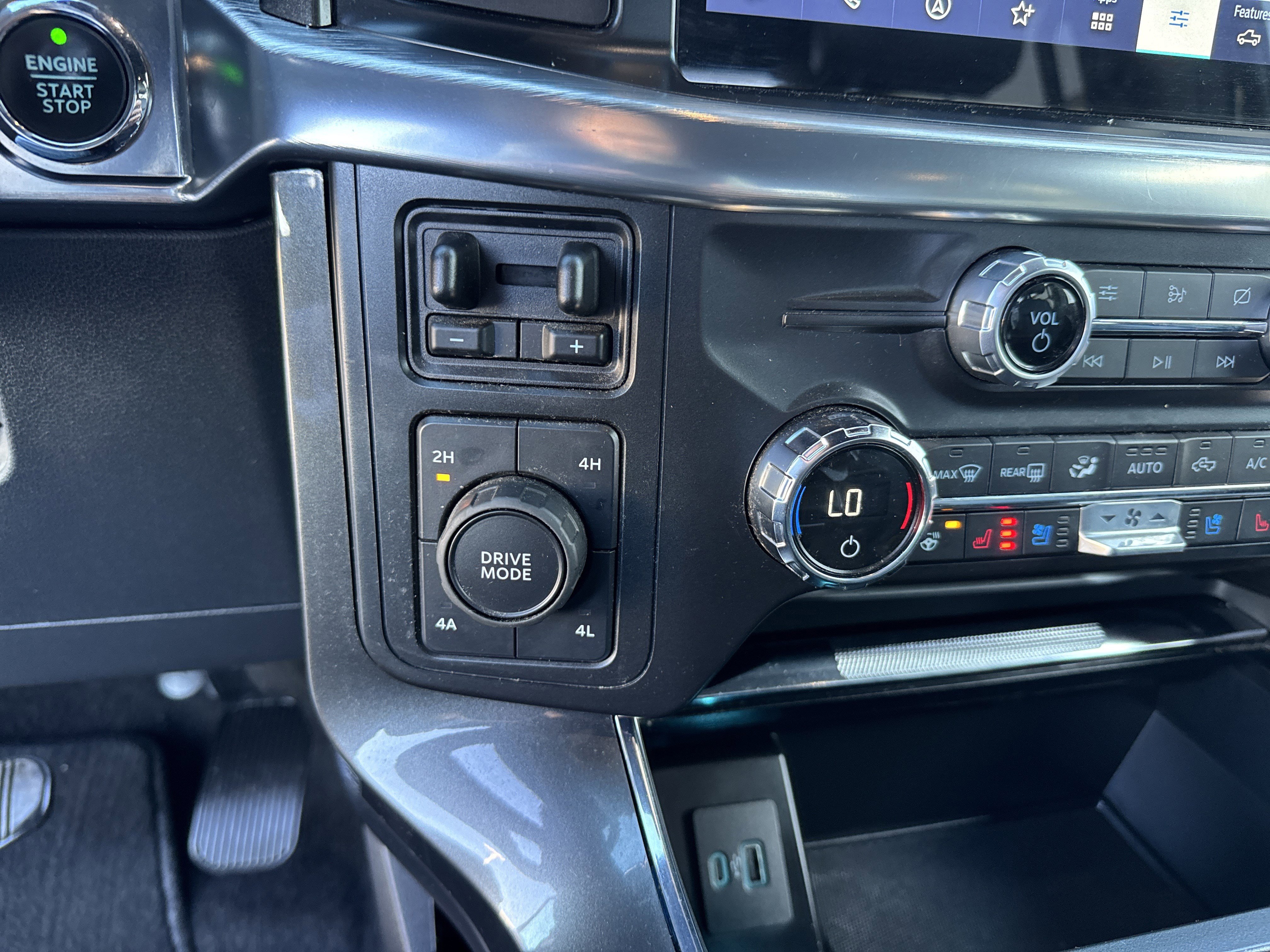 Certified 2021 Ford F150 Lariat w/ Equipment Group 502A High image 49