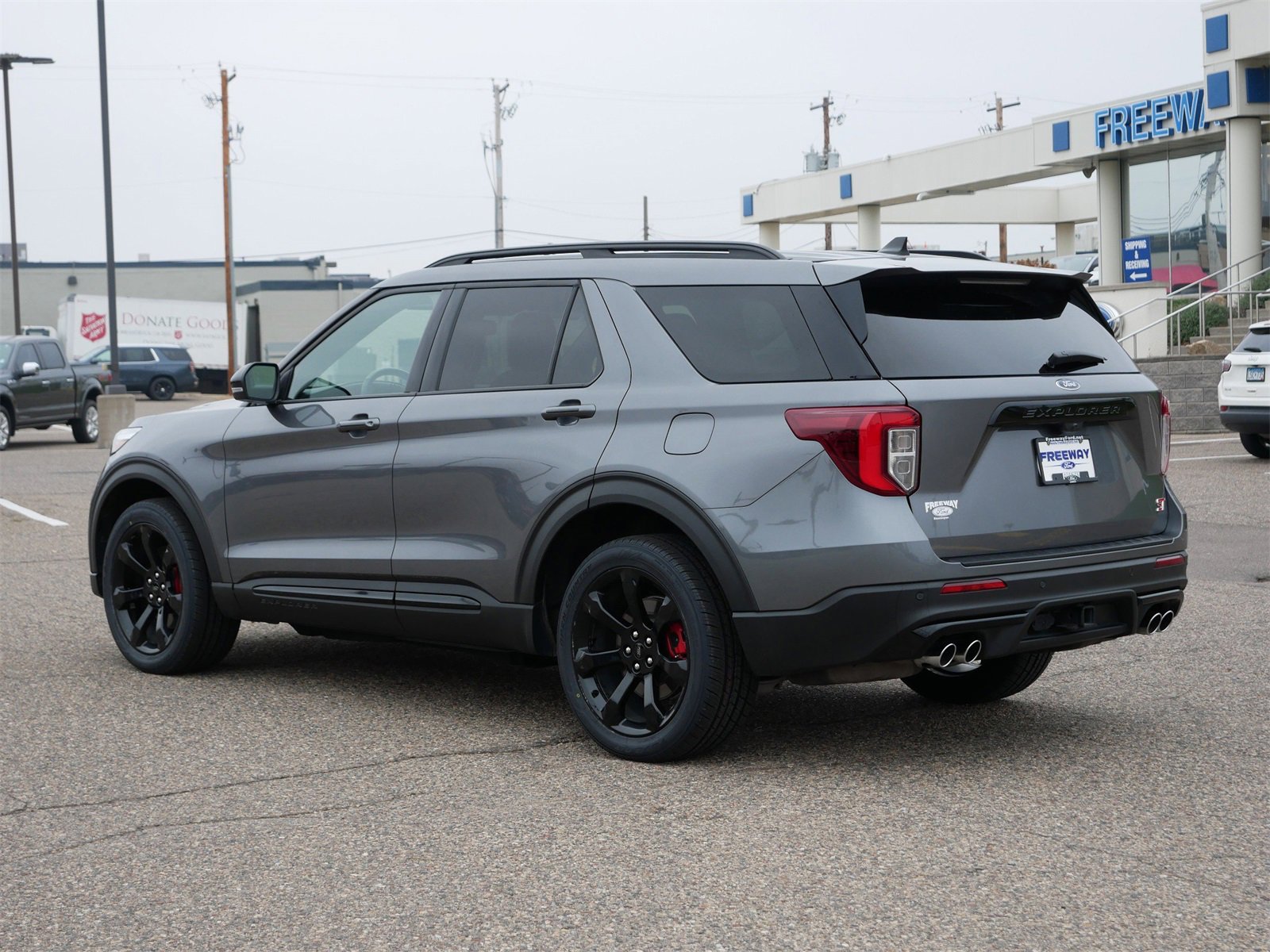 Certified 2023 Ford Explorer ST w/ Equipment Group 401A image 3