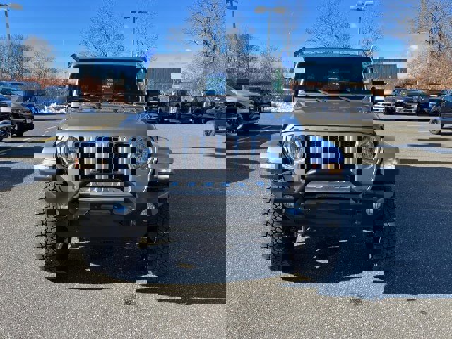 Used 2018 Jeep Wrangler Unlimited Sahara w/ Dual Top Group image 7