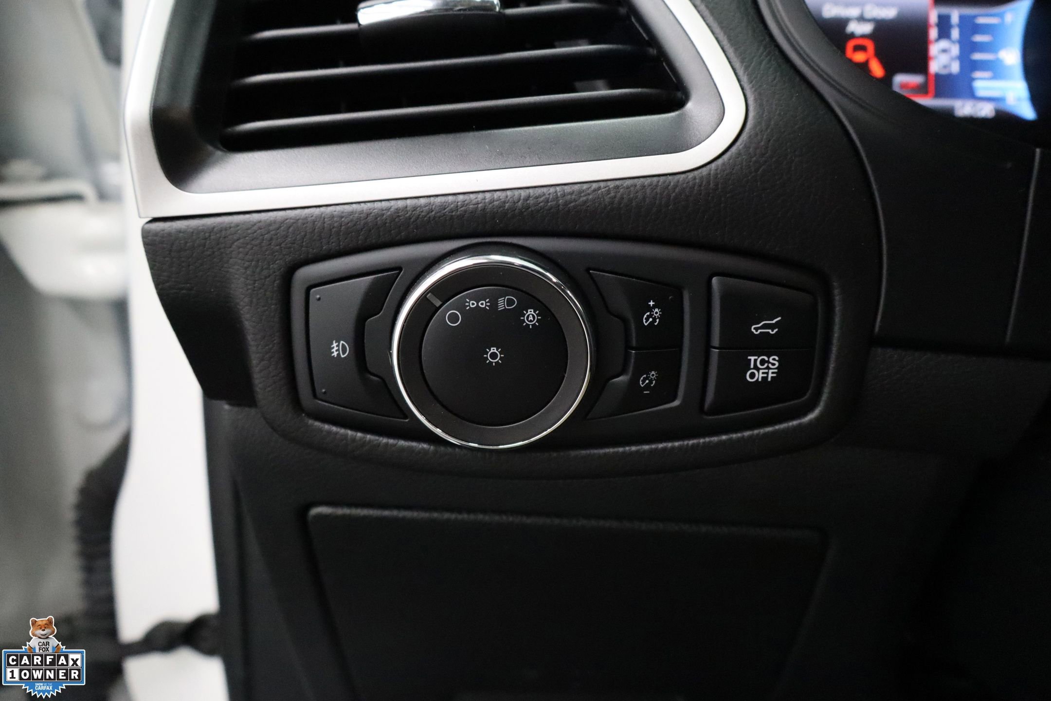 Certified 2024 Ford Edge SEL w/ Convenience Package image 15