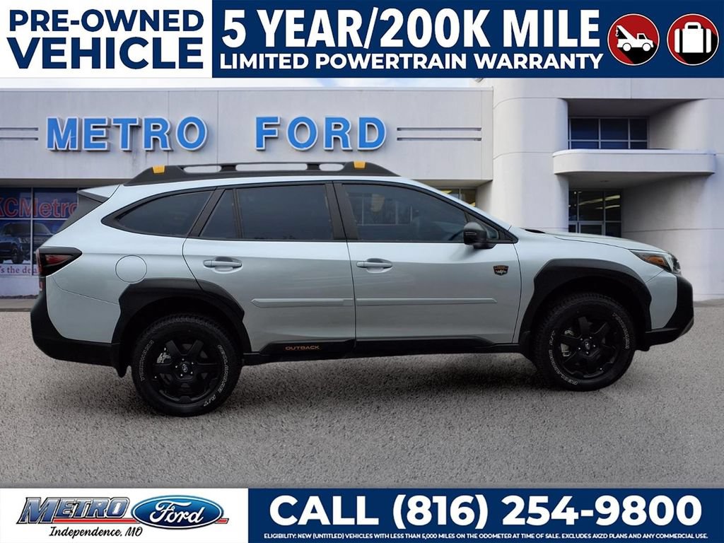 Used 2025 Subaru Outback Wilderness AWD/4WD image 2