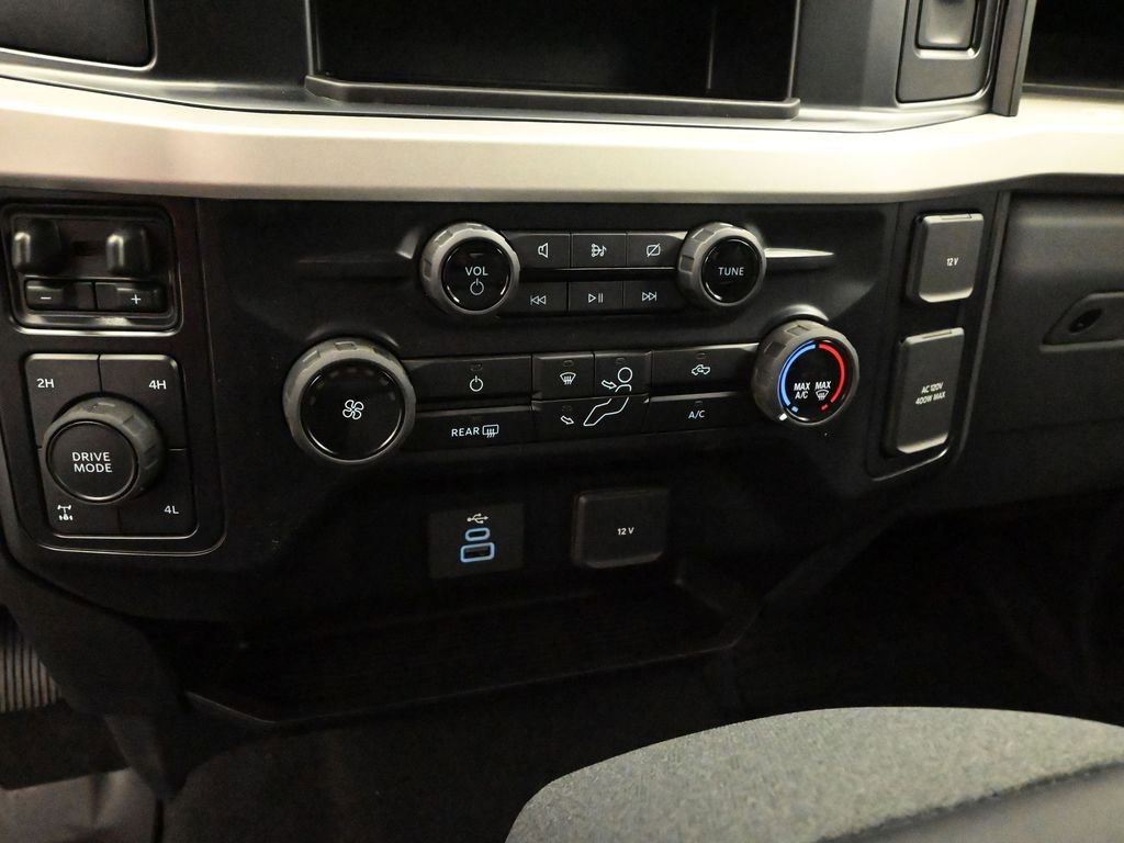 Certified 2024 Ford F250 XLT w/ FX4 Off-Road Package image 16