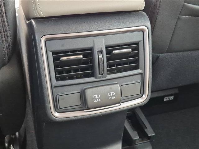 Used 2023 Subaru Forester Limited AWD/4WD image 18