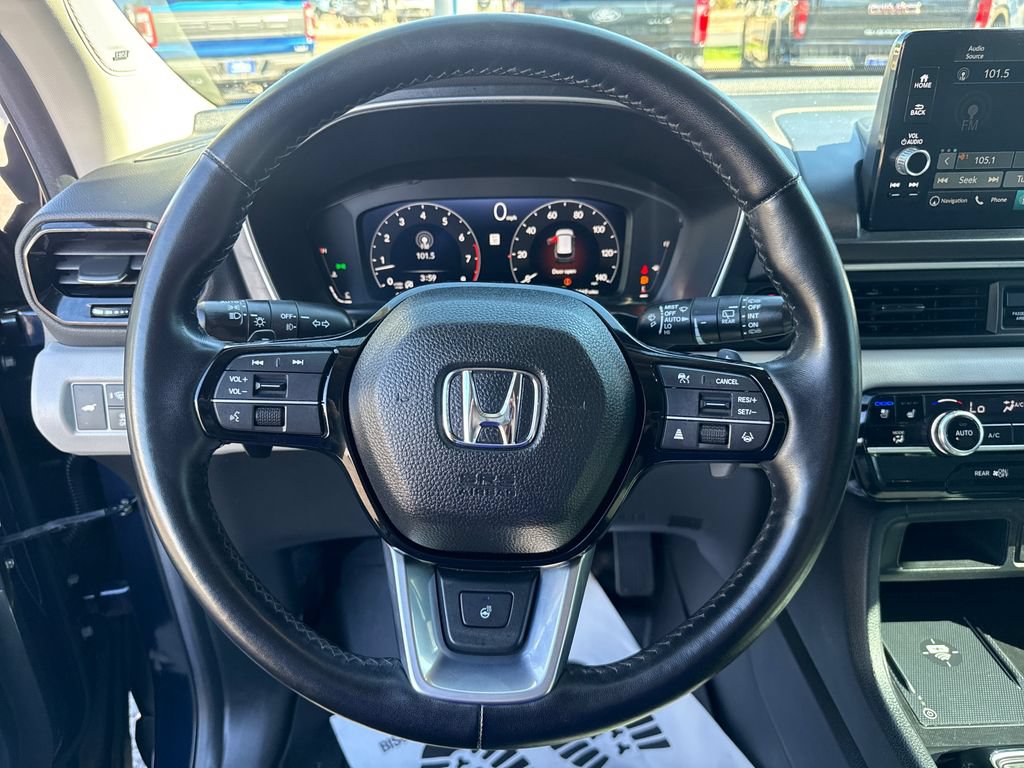 Used 2024 Honda Pilot Elite image 16