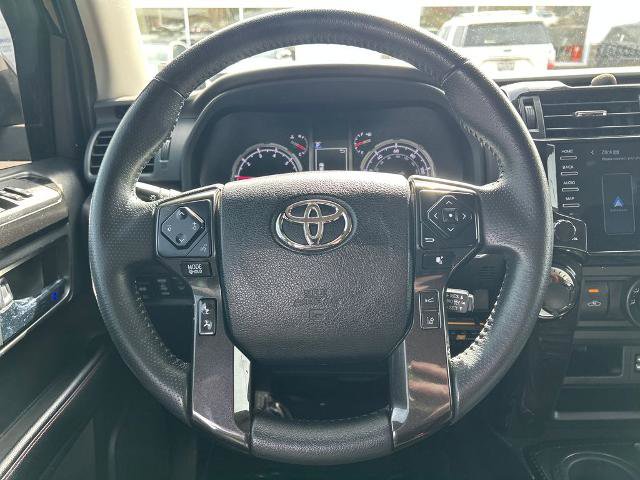 Used 2022 Toyota 4Runner TRD Off-Road AWD/4WD image 20