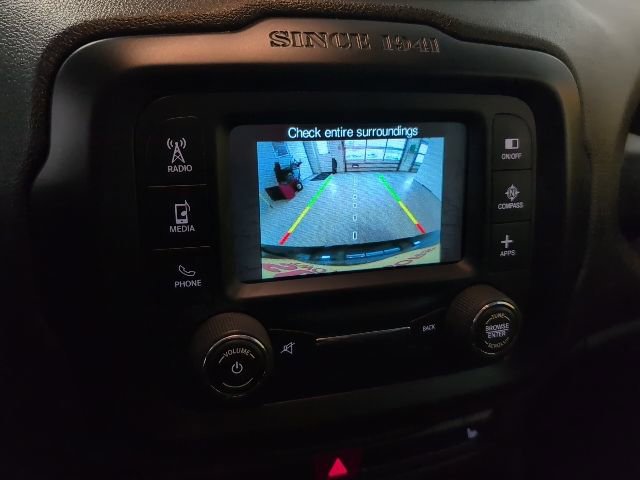 Used 2017 Jeep Renegade Trailhawk image 22