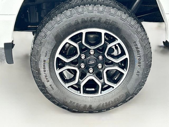 Certified 2023 Ford F150 XLT w/ Equipment Group 302A High image 33