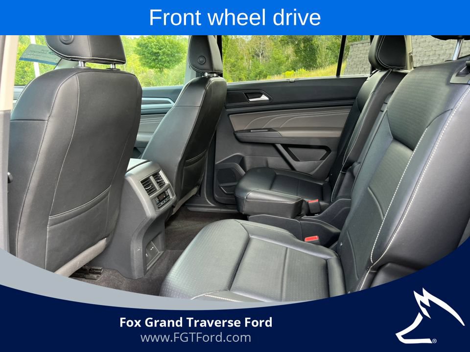 Used 2021 Volkswagen Atlas SE w/ Panoramic Sunroof Package FWD image 4