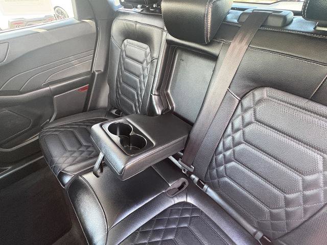 Certified 2024 Ford Escape Platinum w/ Premium Technology Package AWD/4WD image 33