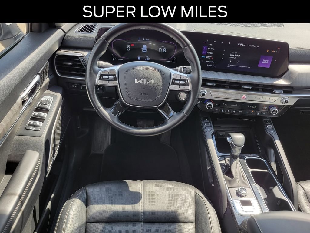 Used 2024 Kia Telluride EX w/ EX Captain's Chair Package AWD/4WD image 9