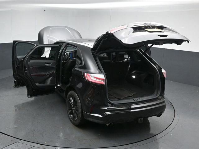 Certified 2021 Ford Edge ST-Line w/ Class II Trailer Tow Package image 54