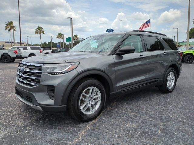 Certified 2026 Ford Explorer Active RWD image 9