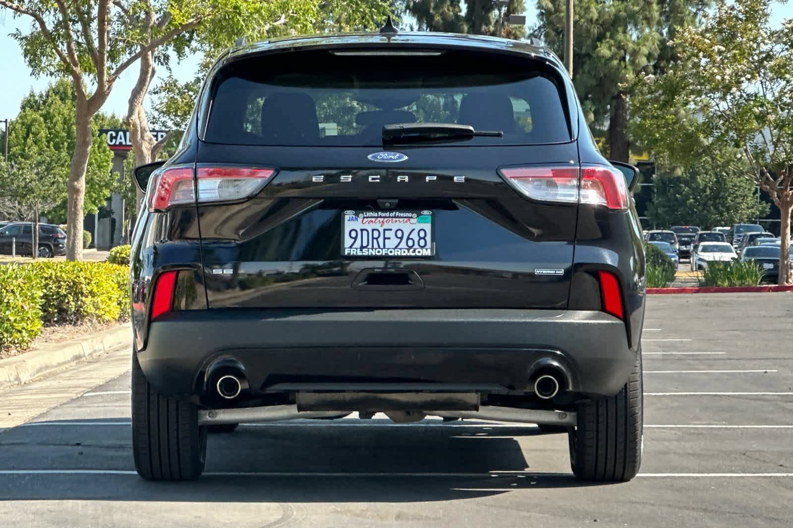Certified 2022 Ford Escape SE w/ SE Sport Appearance Package AWD/4WD image 8