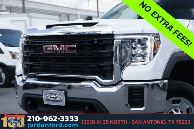 Used 2022 GMC Sierra 2500 Pro w/ Convenience Package AWD/4WD image 3