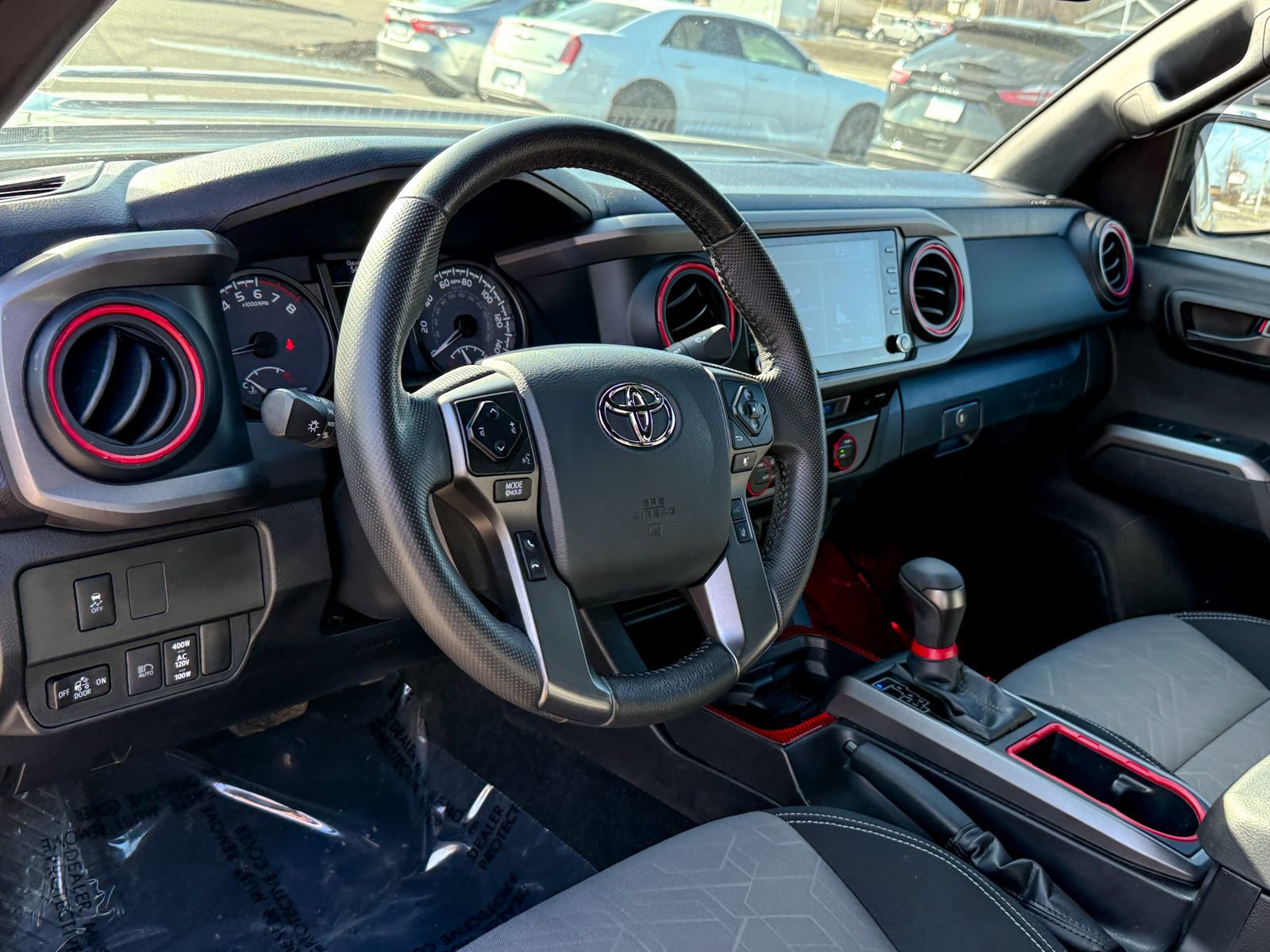 Used 2023 Toyota Tacoma TRD Sport w/ Black Out Package (TMS) image 10