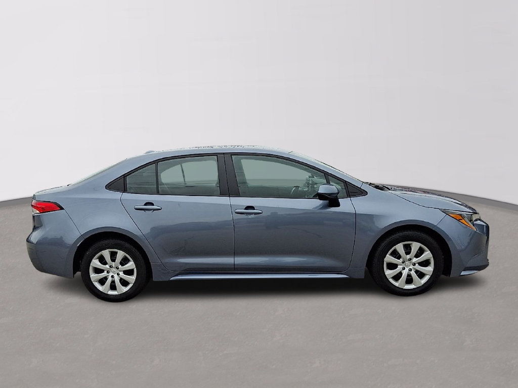 Used 2025 Toyota Corolla LE w/ Convenience Package FWD image 7