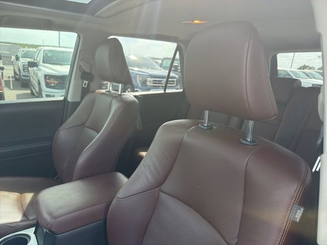 Used 2023 Toyota 4Runner Limited image 12