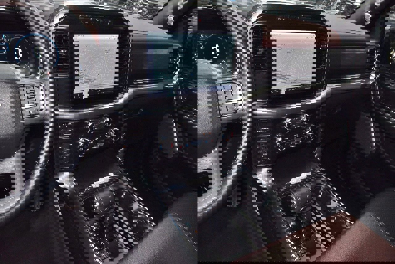 Certified 2023 Ford F150 Lariat w/ Equipment Group 502A High image 28