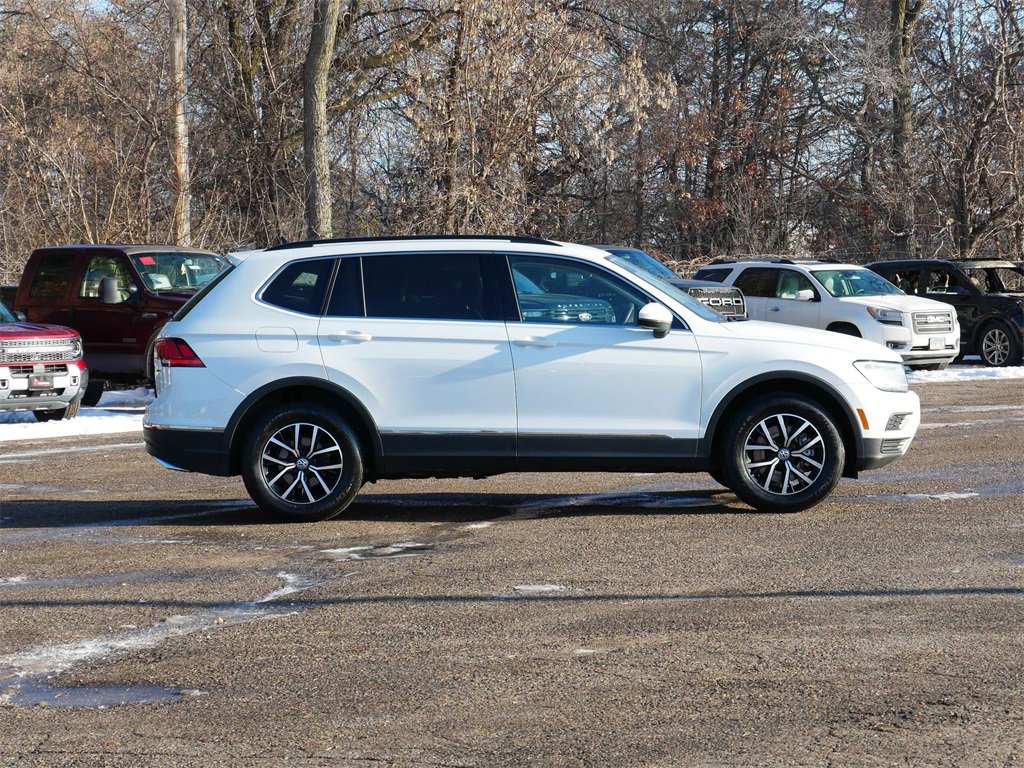 Used 2021 Volkswagen Tiguan SE image 2