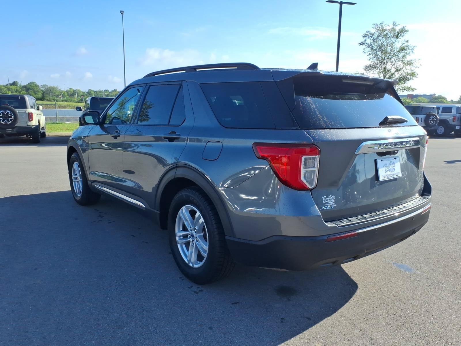 Certified 2023 Ford Explorer XLT RWD image 5