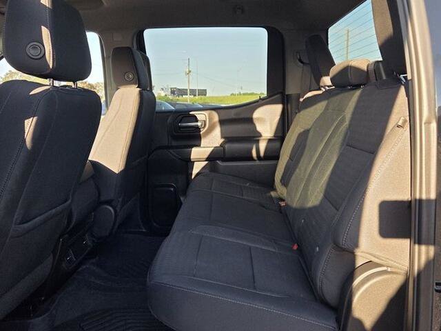 Used 2023 Chevrolet Silverado 1500 Custom Trail Boss AWD/4WD image 6