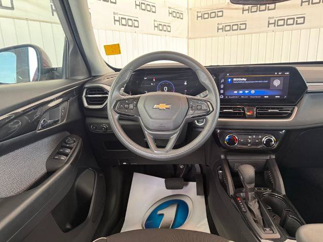 Used 2025 Chevrolet TrailBlazer LT FWD image 11