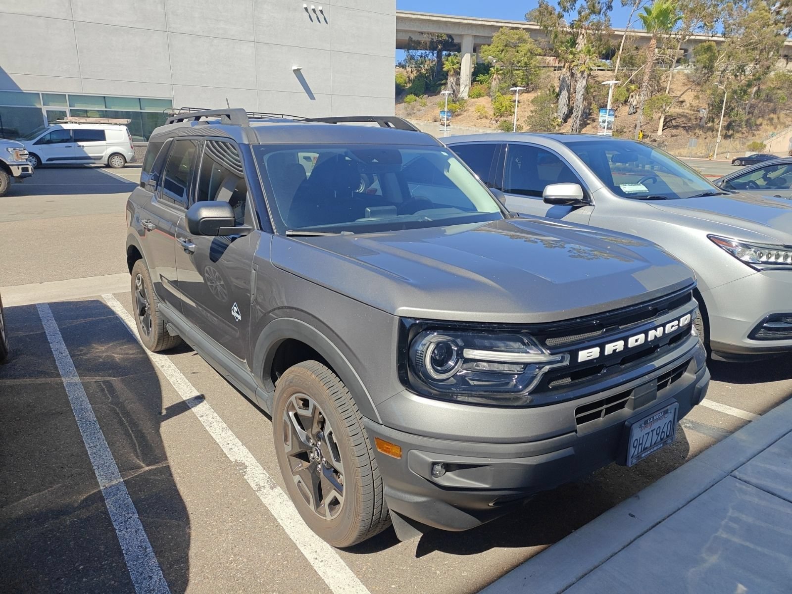 Certified 2023 Ford Bronco Sport Outer Banks w/ Tech Package AWD/4WD image 2
