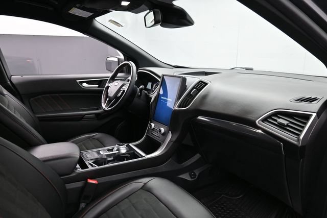 Certified 2021 Ford Edge ST-Line FWD image 31
