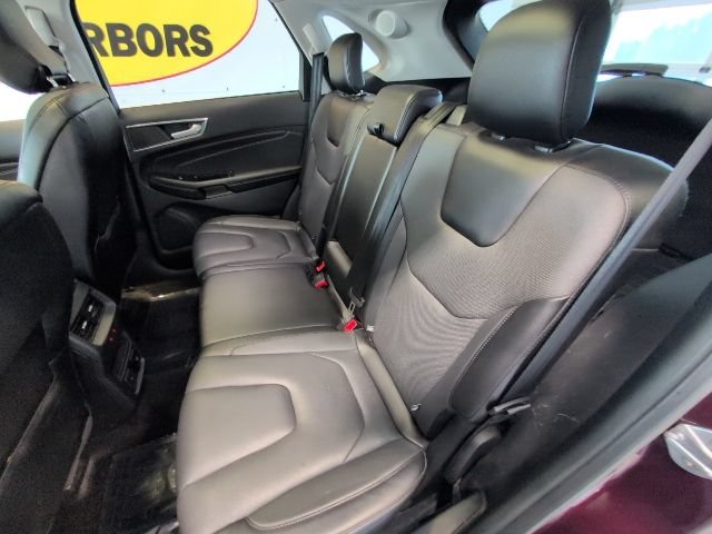 Certified 2018 Ford Edge Titanium w/ Equipment Group 301A AWD/4WD image 33