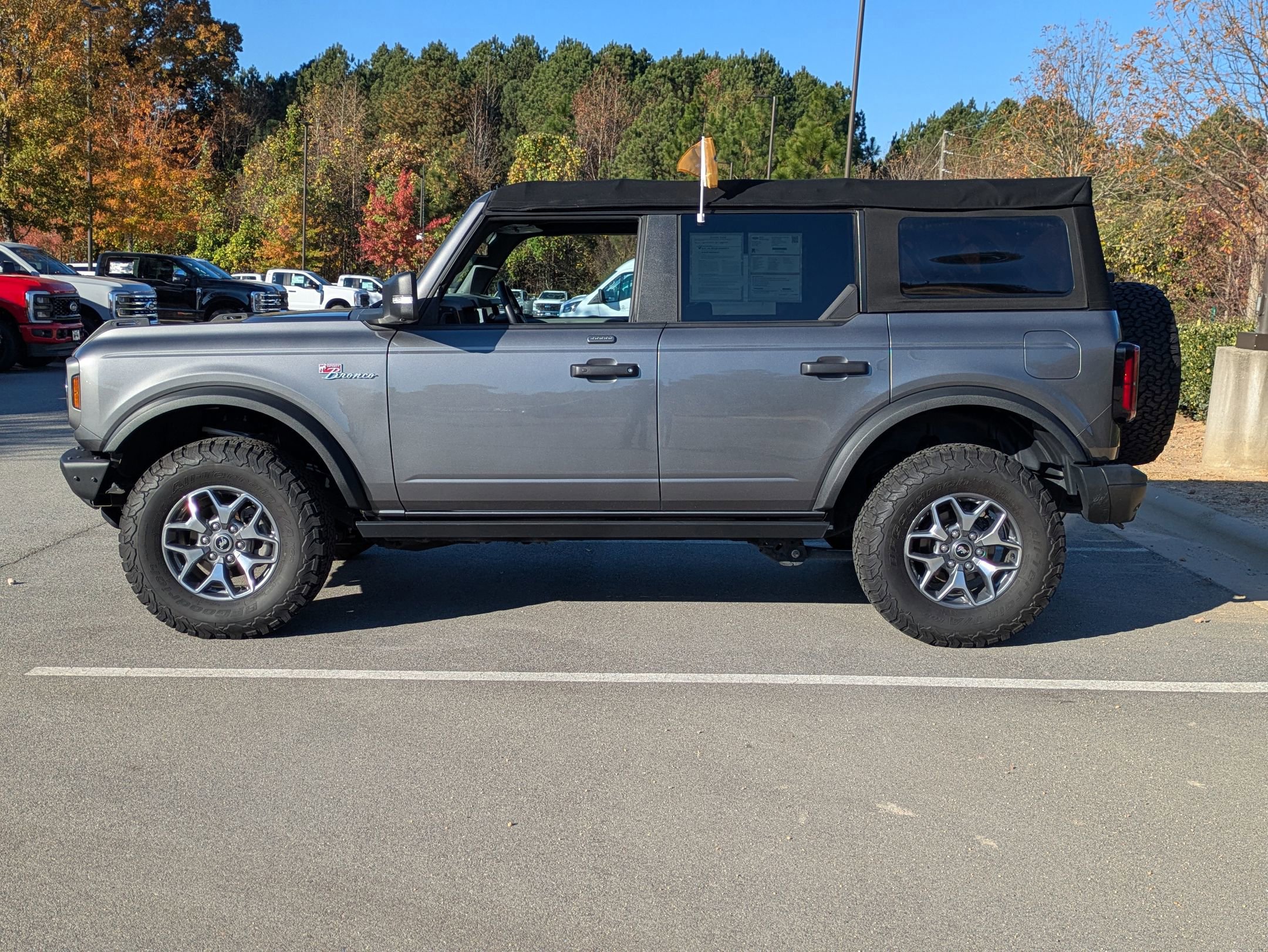 Certified 2022 Ford Bronco Badlands image 3