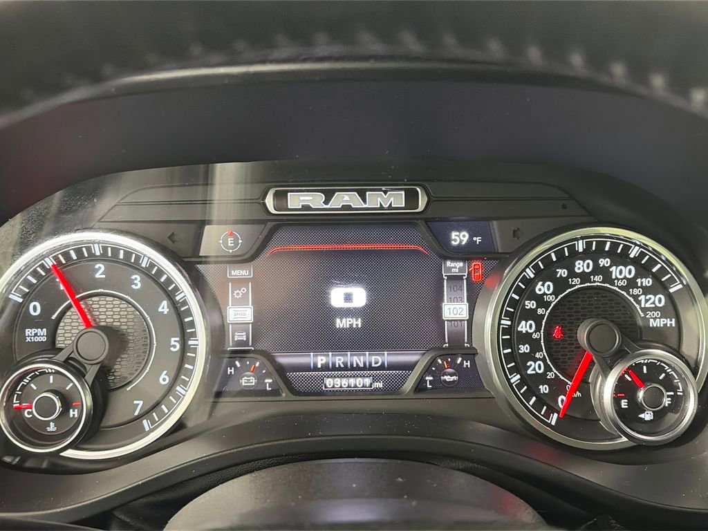 Used 2022 RAM 1500 Laramie AWD/4WD image 15