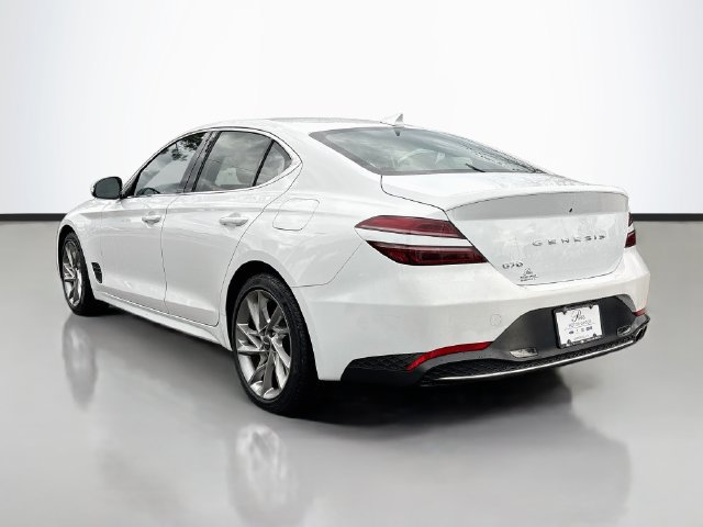 Used 2022 Genesis G70 2.0T RWD image 7