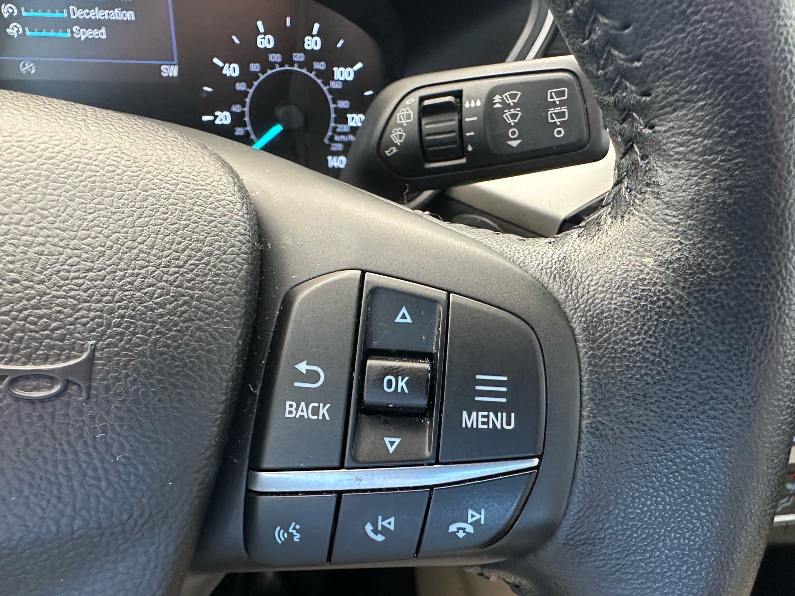 Certified 2020 Ford Escape SEL FWD image 35