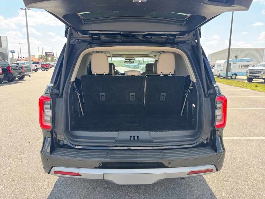 Certified 2024 Ford Expedition Limited image 18