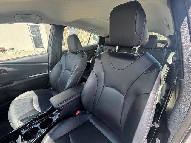 Used 2018 Toyota Prius Prime Premium FWD image 15