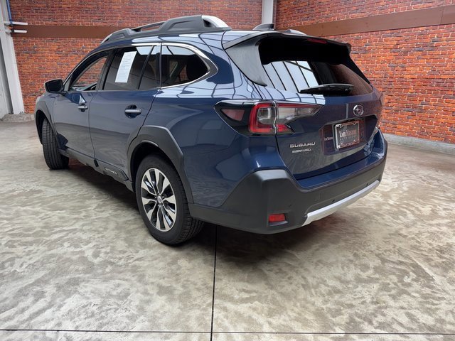 Used 2024 Subaru Outback Touring XT image 3