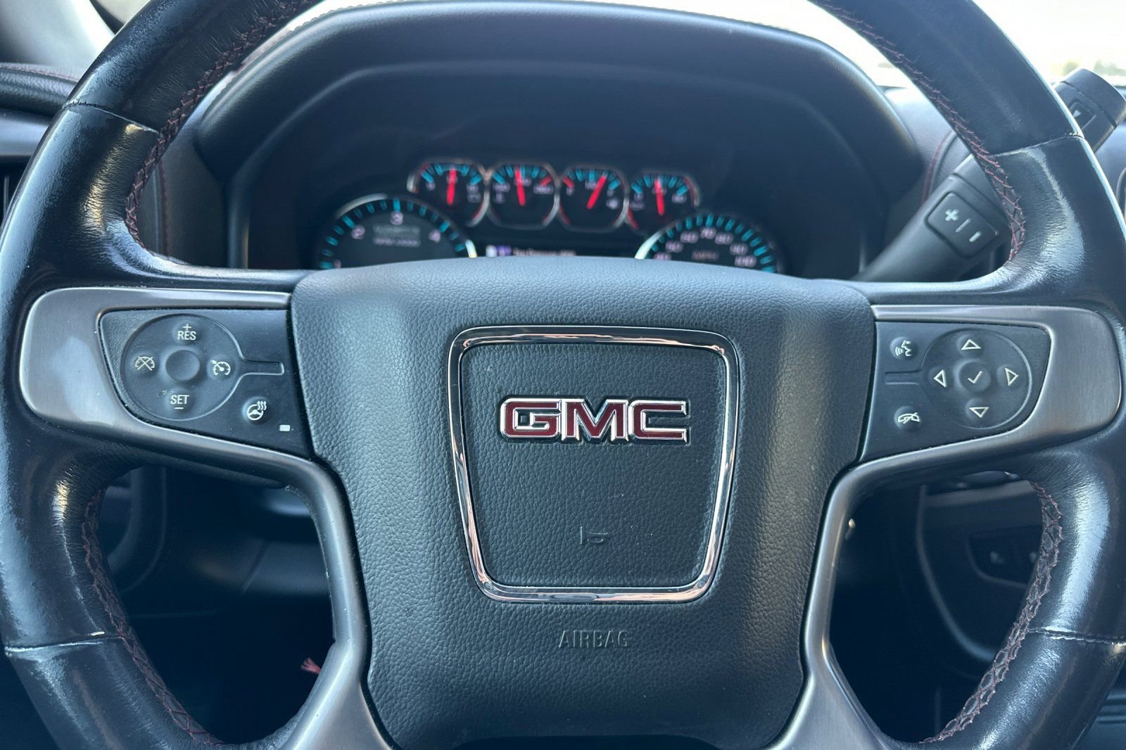 Used 2018 GMC Sierra 1500 SLT image 22