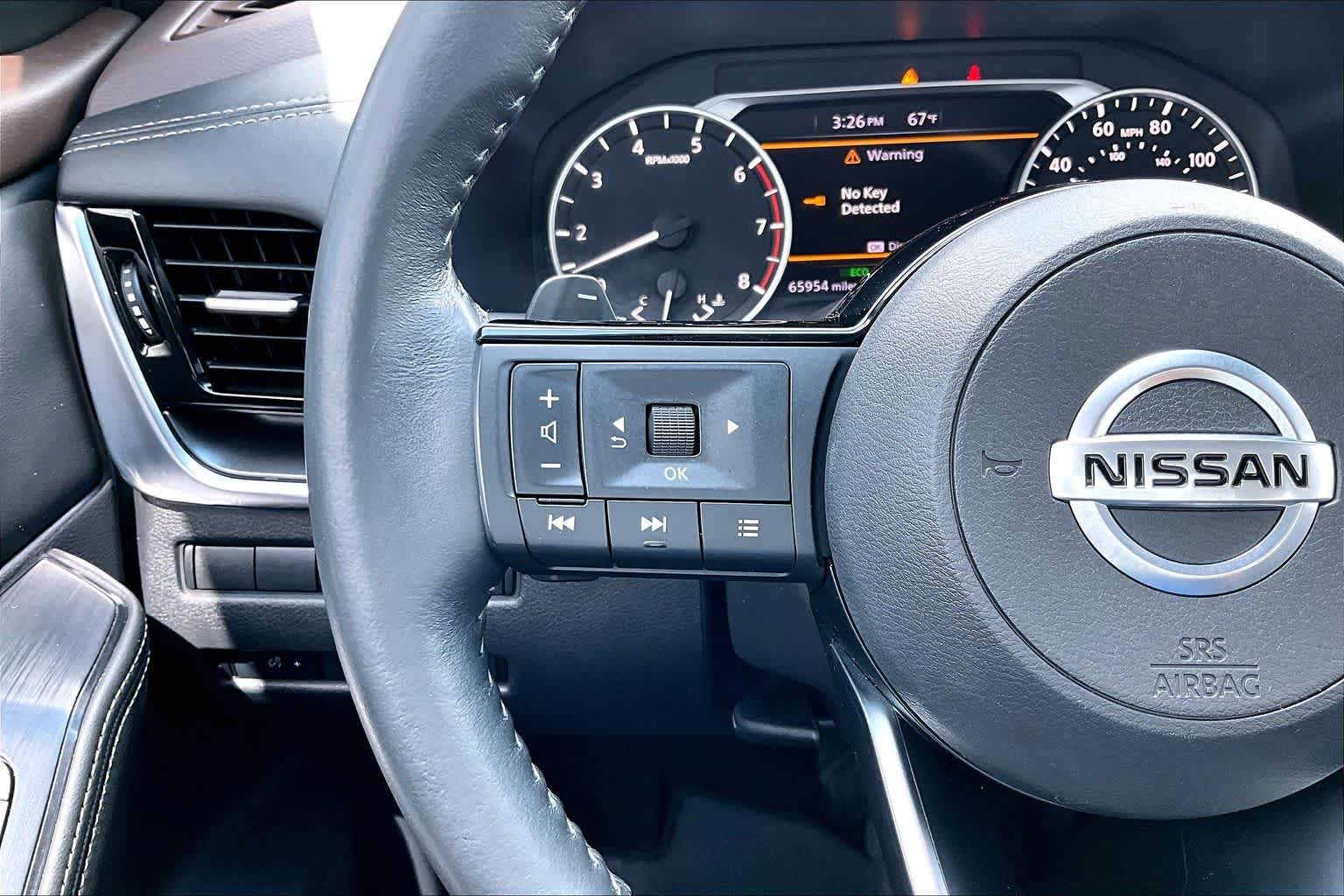 Used 2021 Nissan Rogue SV w/ Premium Package FWD image 24