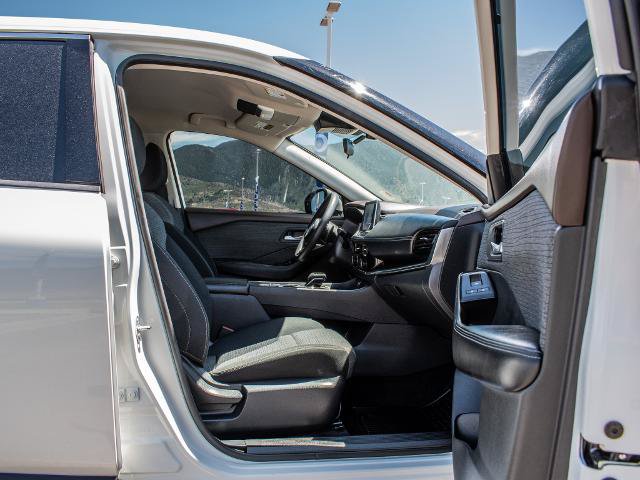 Used 2021 Nissan Rogue SV FWD image 20