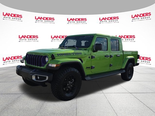 Used 2025 Jeep Gladiator Sport AWD/4WD image 7