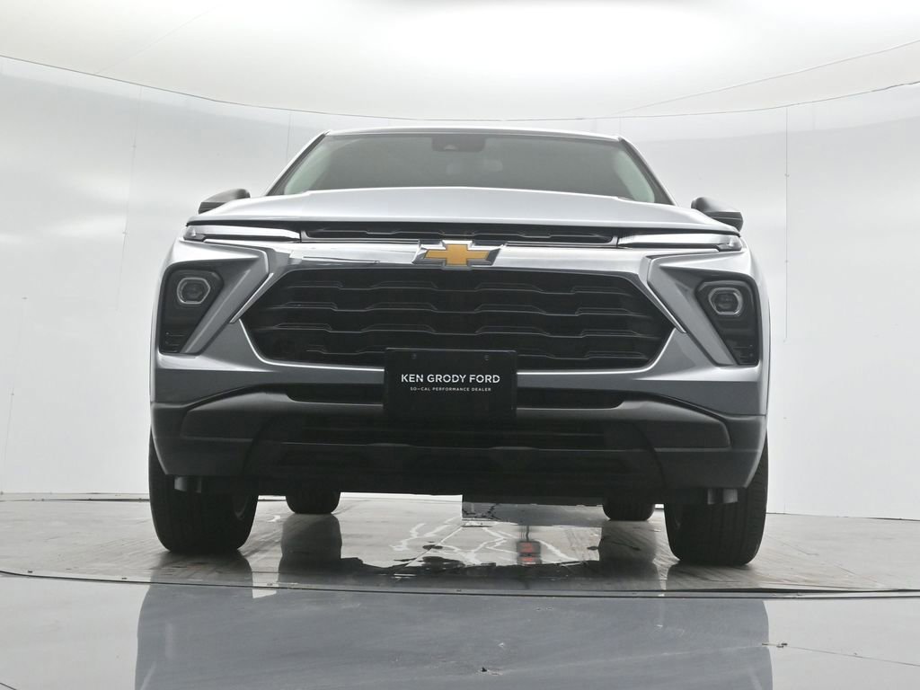Used 2024 Chevrolet TrailBlazer LS image 30