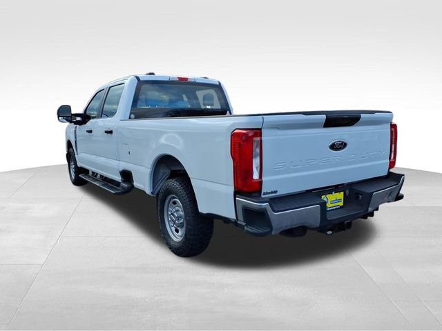 Certified 2023 Ford F250 XL w/ XL Chrome Package image 4