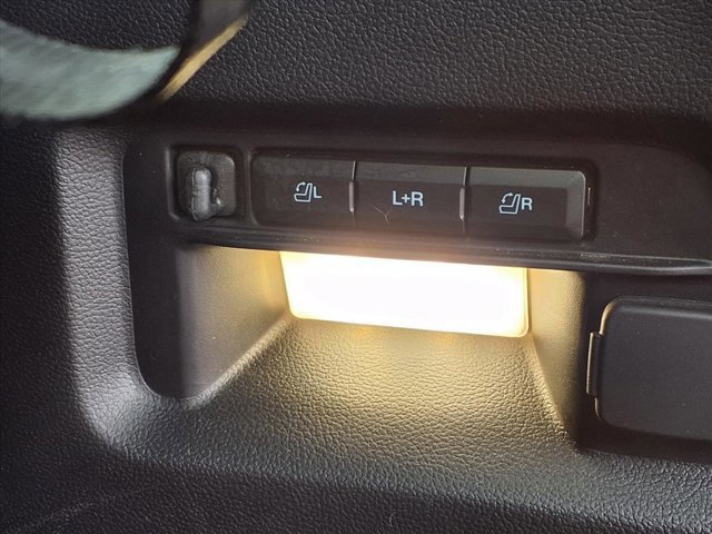 Certified 2022 Ford Explorer ST w/ Equipment Group 401A image 27