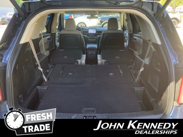 Certified 2020 Ford Explorer XLT w/ Equipment Group 202A AWD/4WD image 35