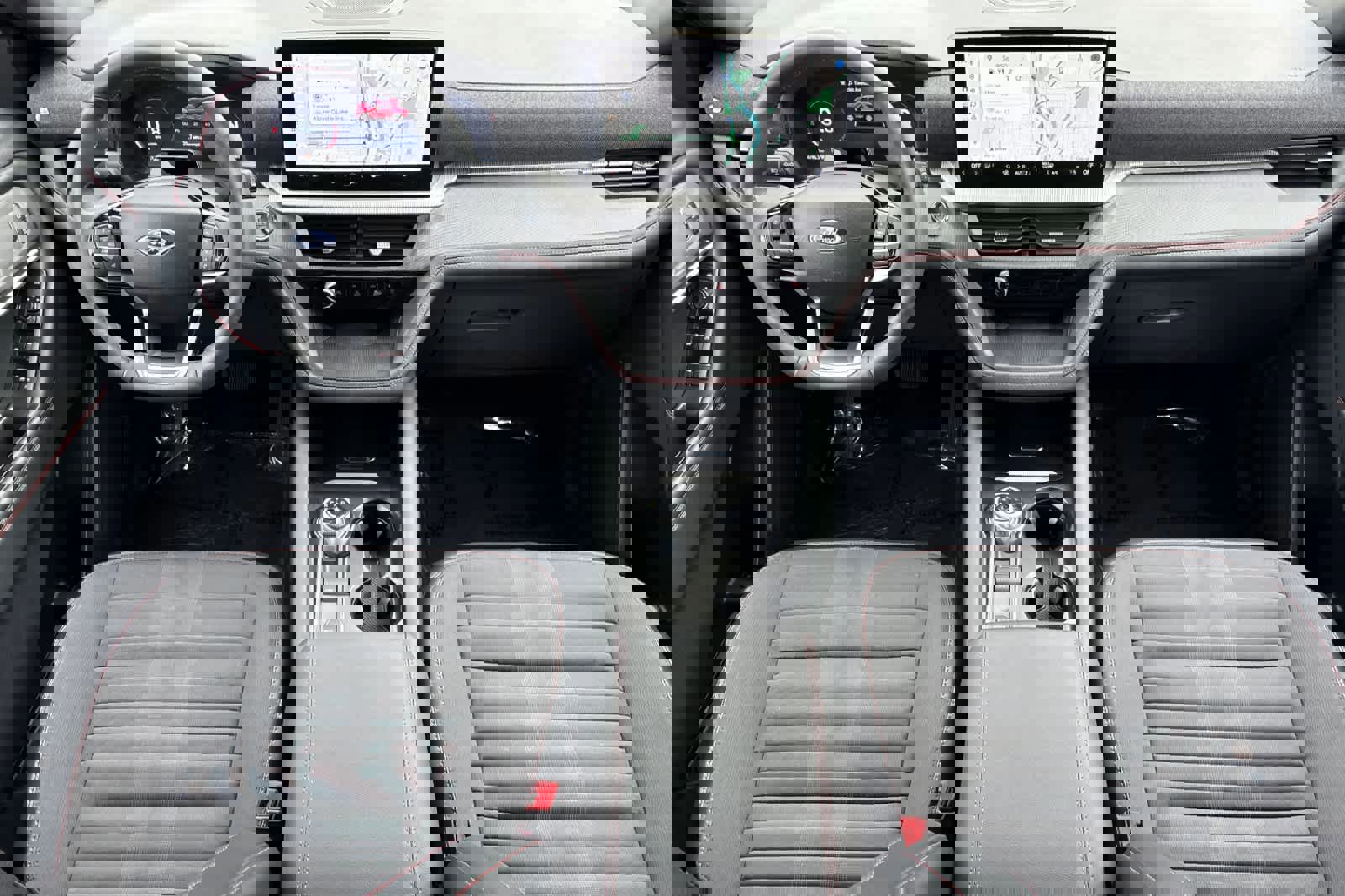 Certified 2025 Ford Explorer ST-Line image 9