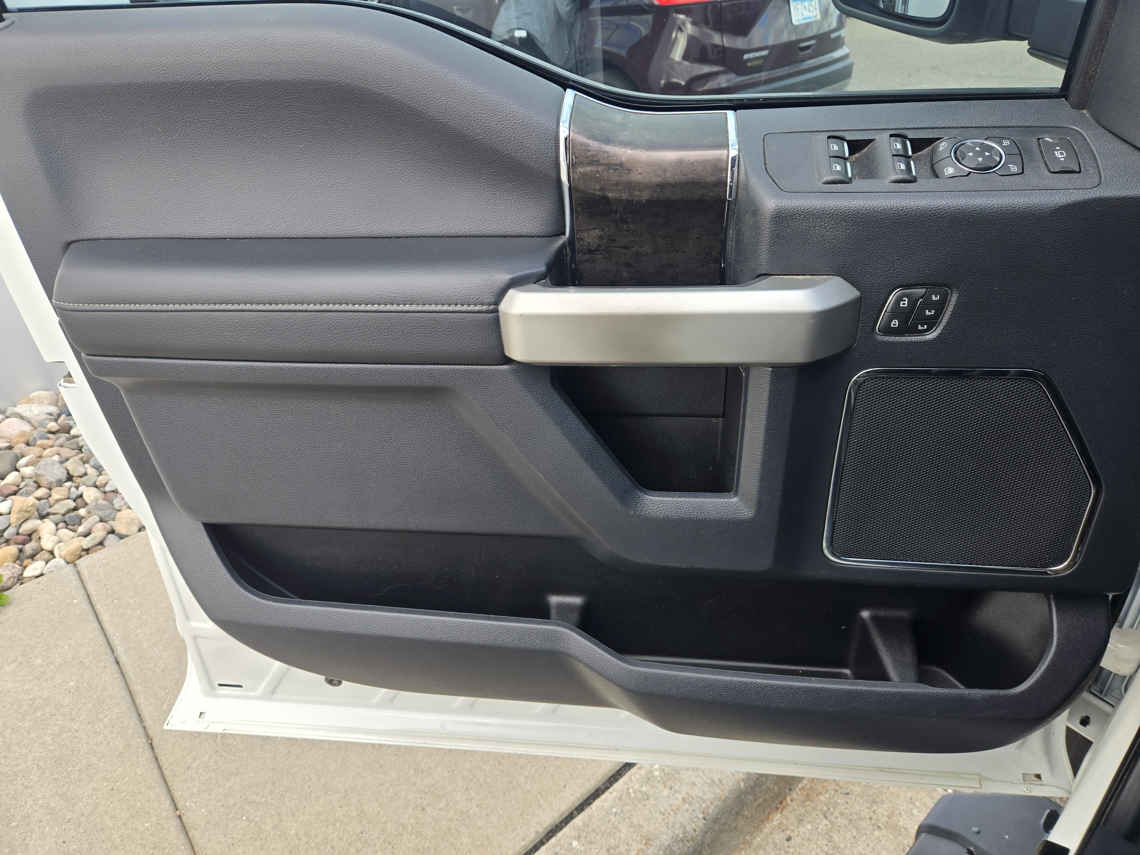 Certified 2022 Ford F350 Lariat w/ Lariat Ultimate Package AWD/4WD image 21