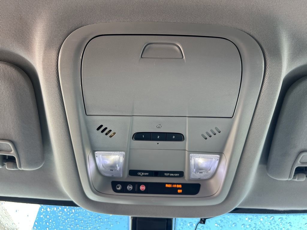 Used 2017 GMC Acadia SLT image 18