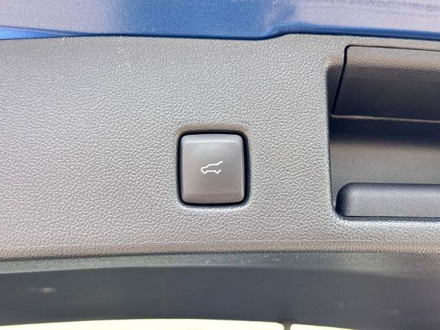Certified 2023 Ford Escape ST-Line Elite AWD/4WD image 7